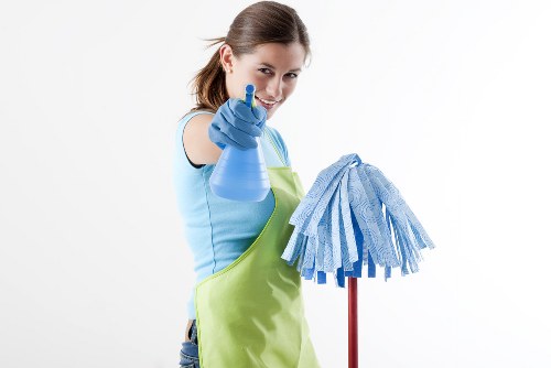 Professional curtain cleaning for W1G homes and apartments