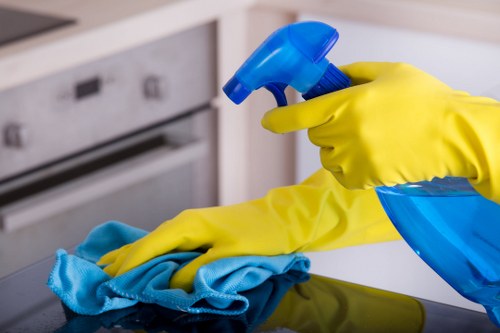 Local move out cleaning for a W1G property with access and parking considerations