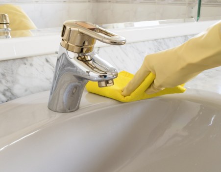 Office or commercial move-in cleaning service in the W1G area